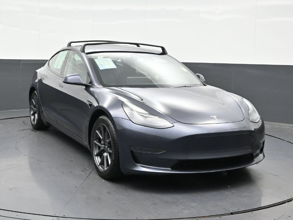 Used 2023 Tesla Model 3 Standard Range RWD image 7
