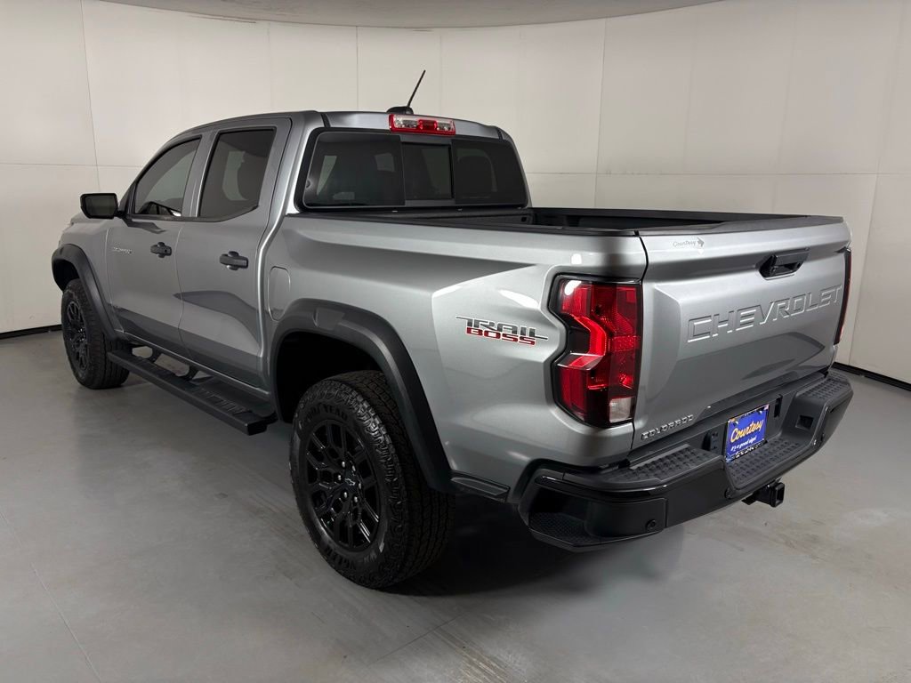 Used 2023 Chevrolet Colorado Trail Boss w/ Technology Package image 7