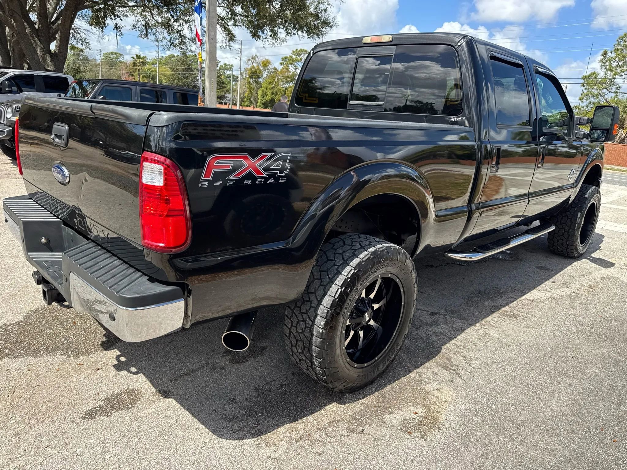 Used 2012 Ford F250 Lariat w/ Lariat Ultimate Pkg AWD/4WD image 6