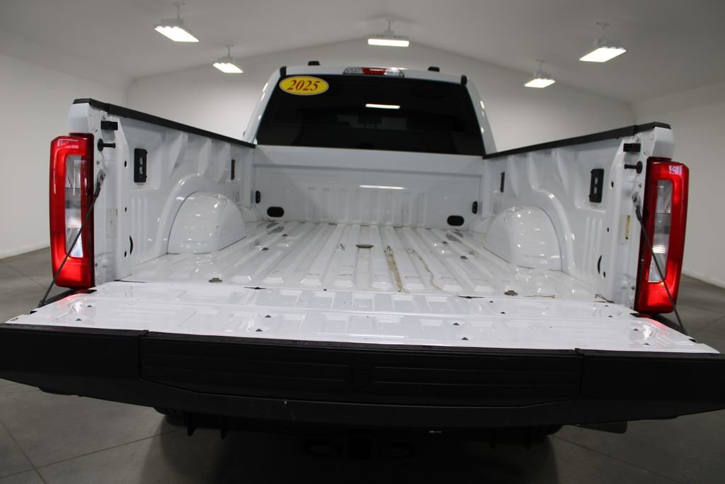 Used 2025 Ford F250 XL w/ FX4 Off-Road Package AWD/4WD image 19