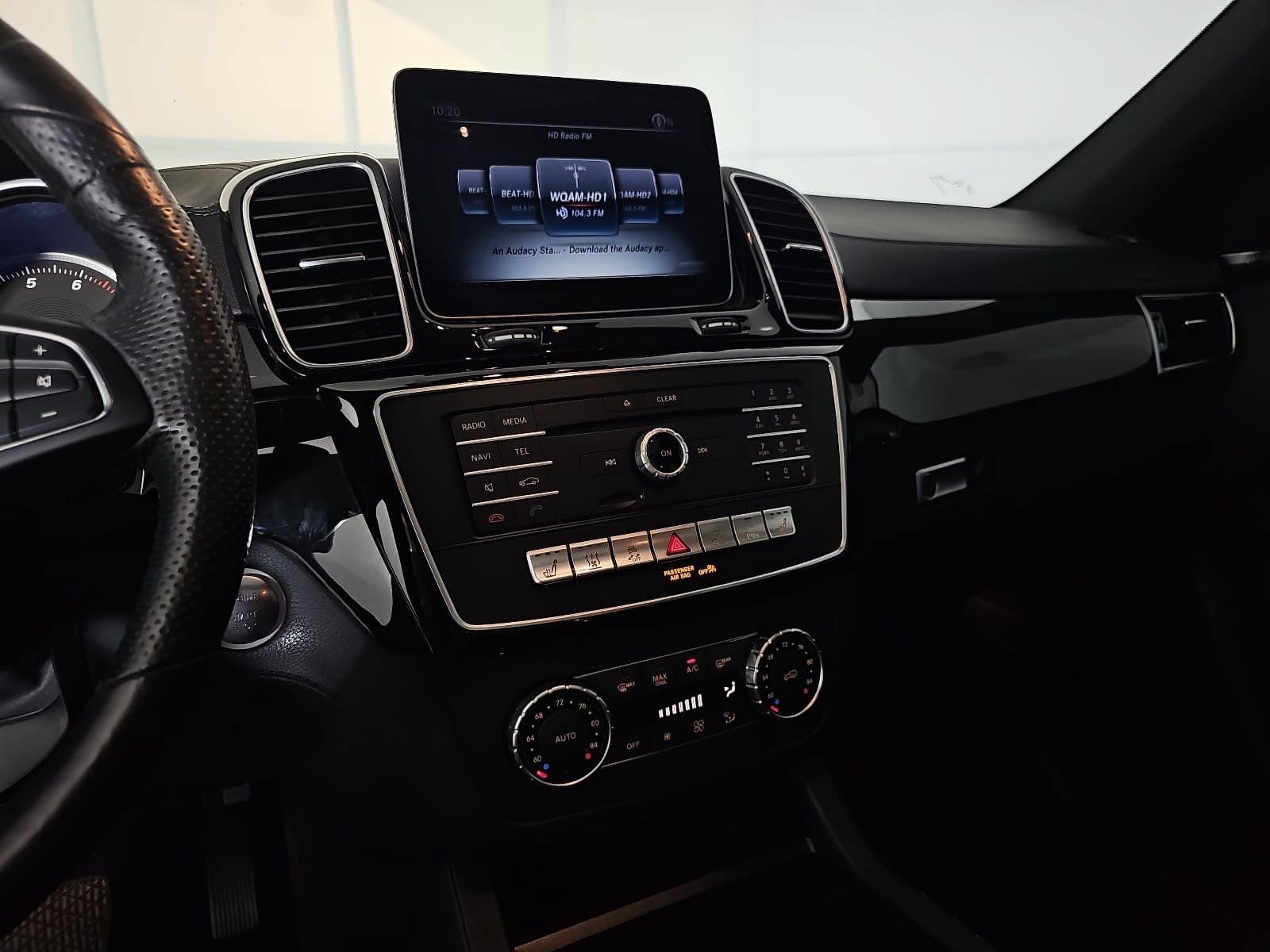 Used 2018 Mercedes-Benz GLE 550e 4MATIC image 20