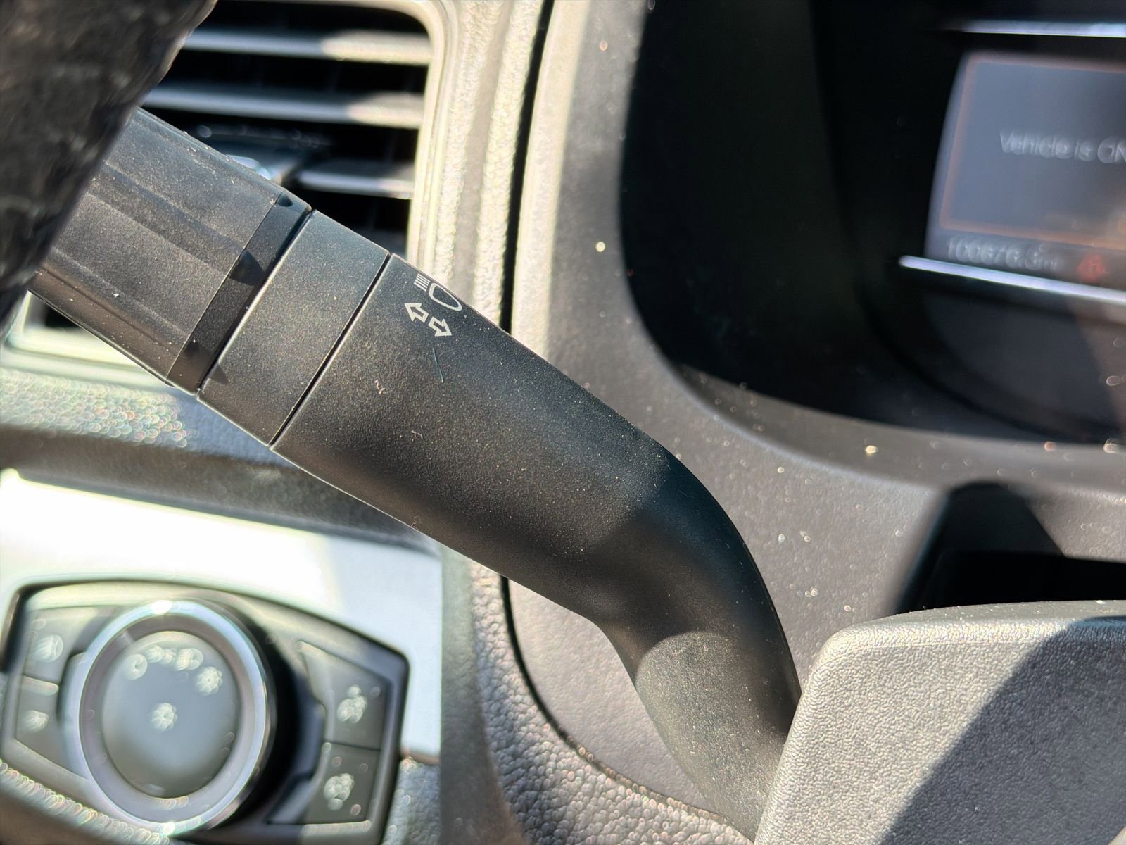 Used 2018 Ford Explorer XLT w/ Equipment Group 202A FWD image 33
