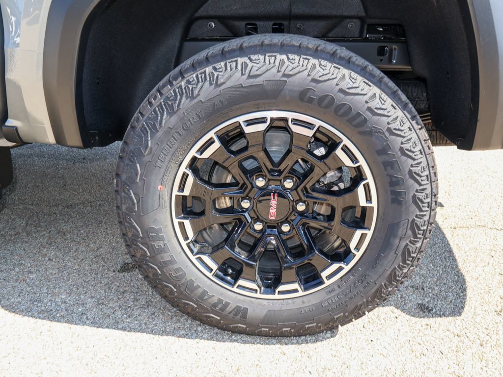 New 2026 GMC Canyon AT4 w/ Technology Plus Package AWD/4WD image 36