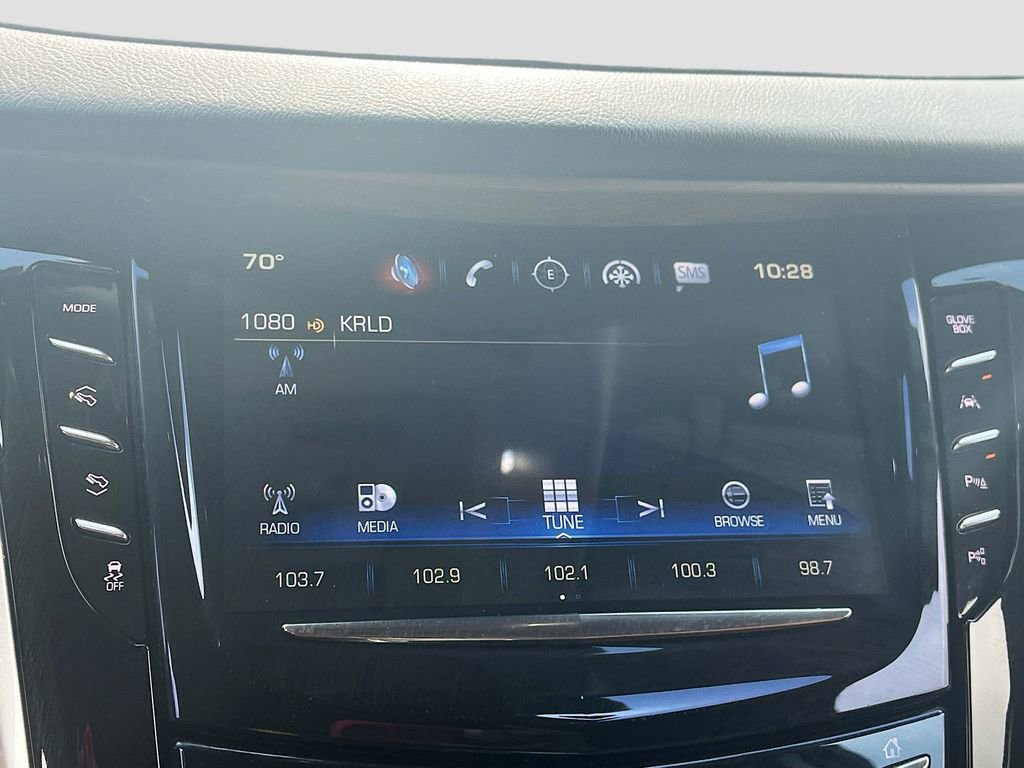 Used 2020 Cadillac Escalade Luxury w/ Escalade Sport Edition AWD/4WD image 15