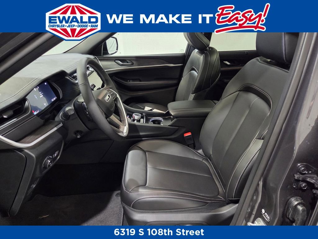 New 2025 Jeep Grand Cherokee Limited image 8