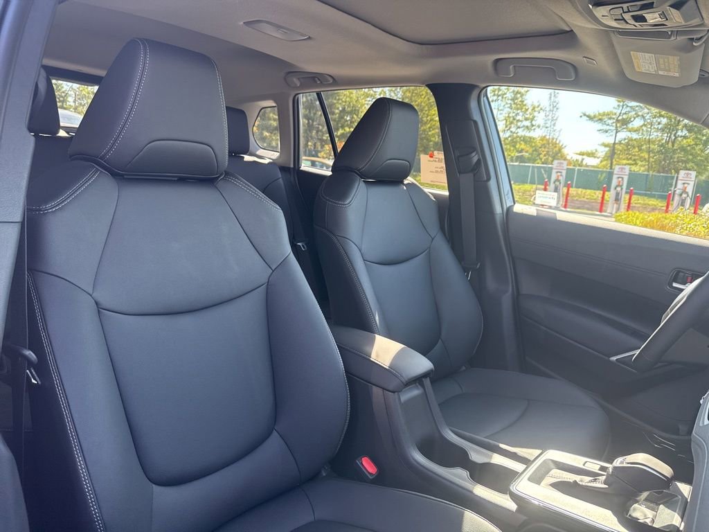 New 2026 Toyota Corolla Cross XLE image 14