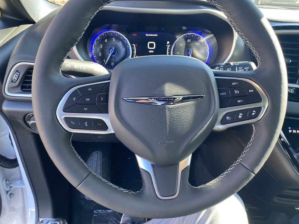 New 2026 Chrysler Voyager LX FWD image 7