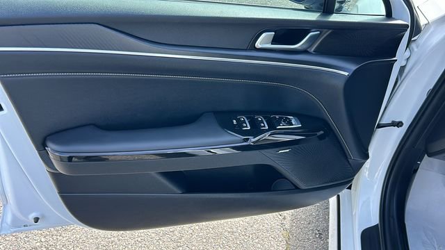 Used 2025 Kia K5 GT-Line w/ GT-Line Premium Package FWD image 16