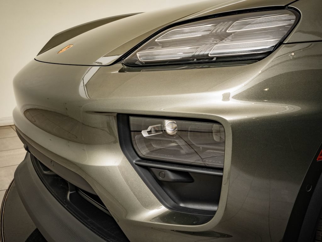 New 2026 Porsche Macan 4 Electric AWD/4WD image 51
