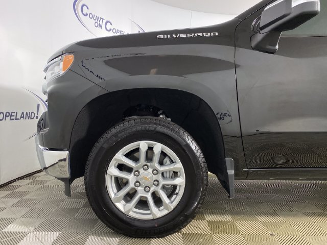 Certified 2026 Chevrolet Silverado 1500 LT AWD/4WD image 28