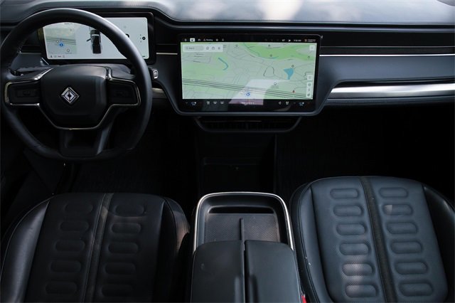 Used 2025 Rivian R1T Adventure image 16