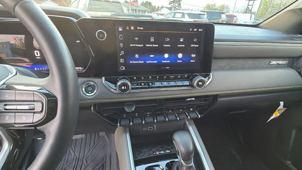Certified 2023 Chevrolet Colorado ZR2 w/ ZR2 Convenience Package III image 28