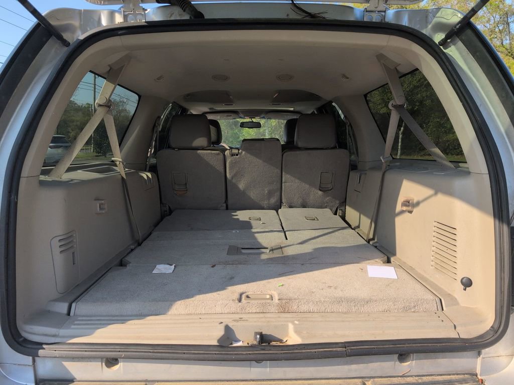 Used 2011 Ford Expedition EL XLT image 29