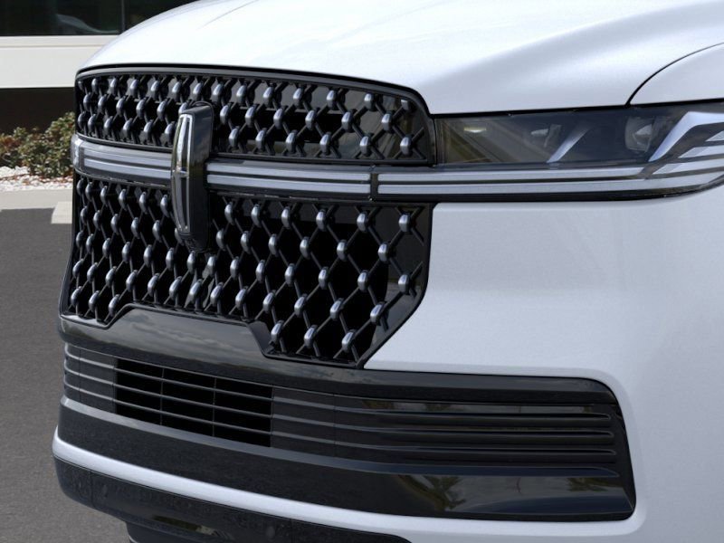 New 2025 Lincoln Navigator Black Label image 17