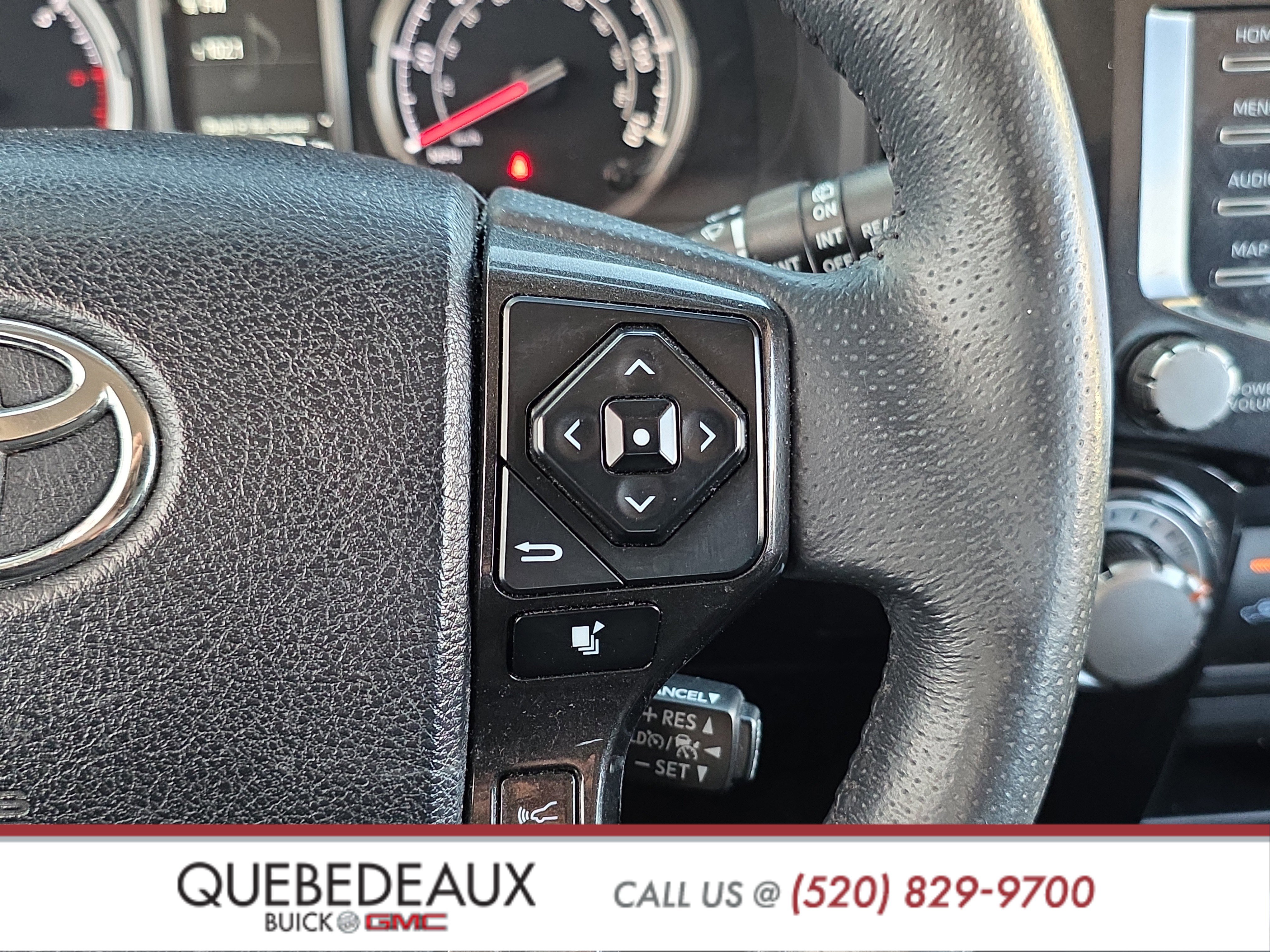 Used 2022 Toyota 4Runner TRD Off-Road AWD/4WD image 18