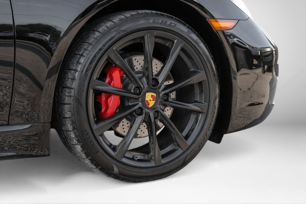 Used 2021 Porsche 718 Cayman w/ Premium Package image 57