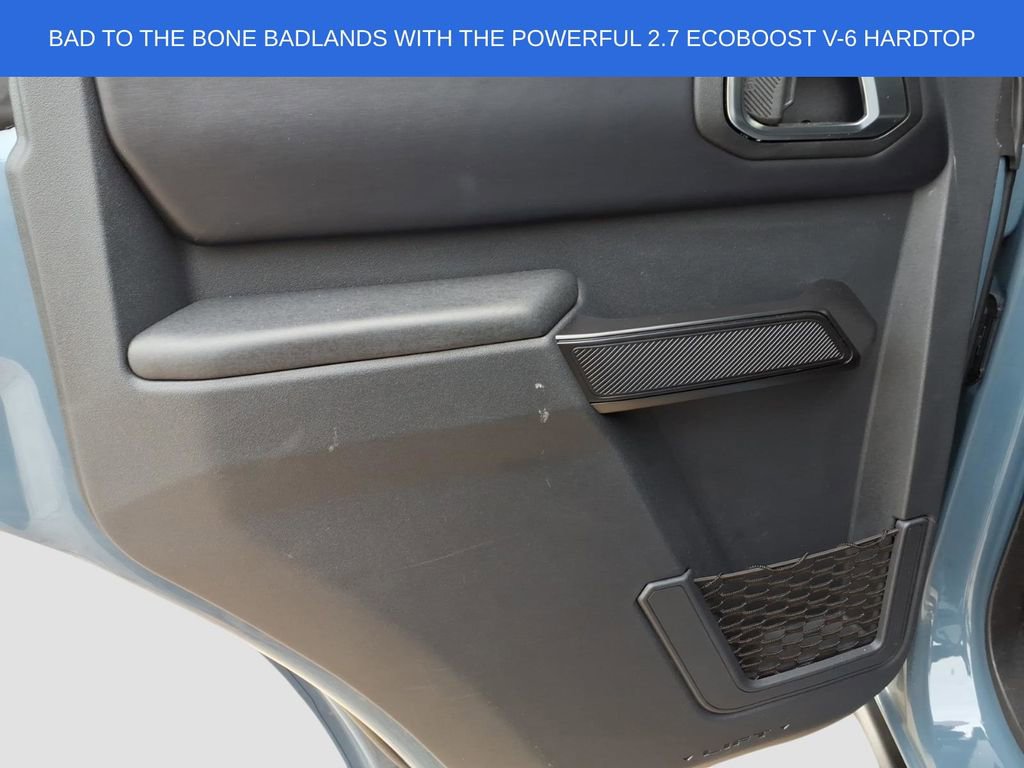 Used 2025 Ford Bronco Badlands image 17