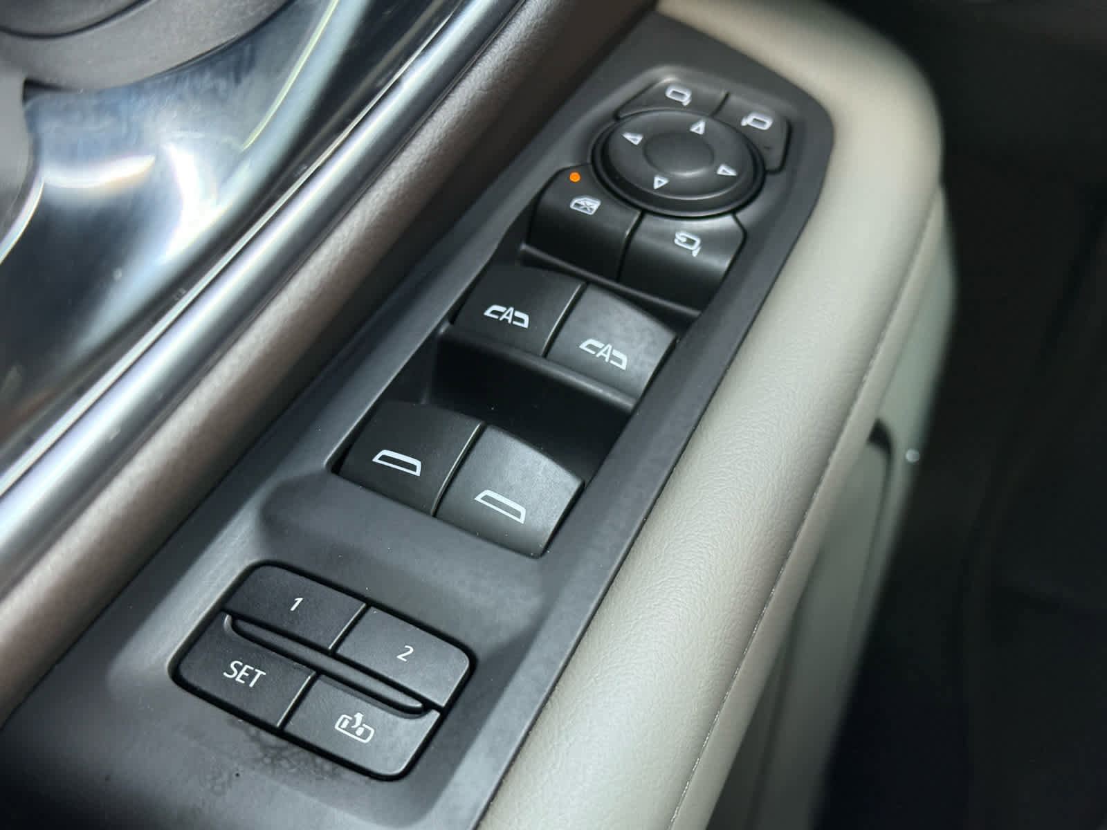 Used 2021 Chevrolet Tahoe Z71 w/ Z71 Signature Package image 23