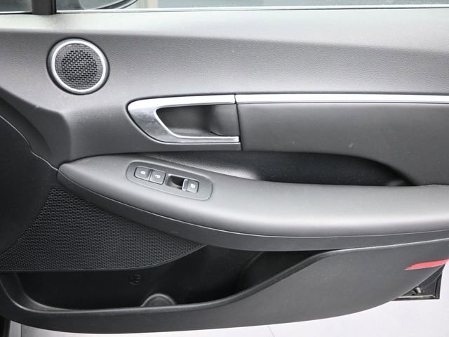 Used 2022 Hyundai Sonata SEL image 25