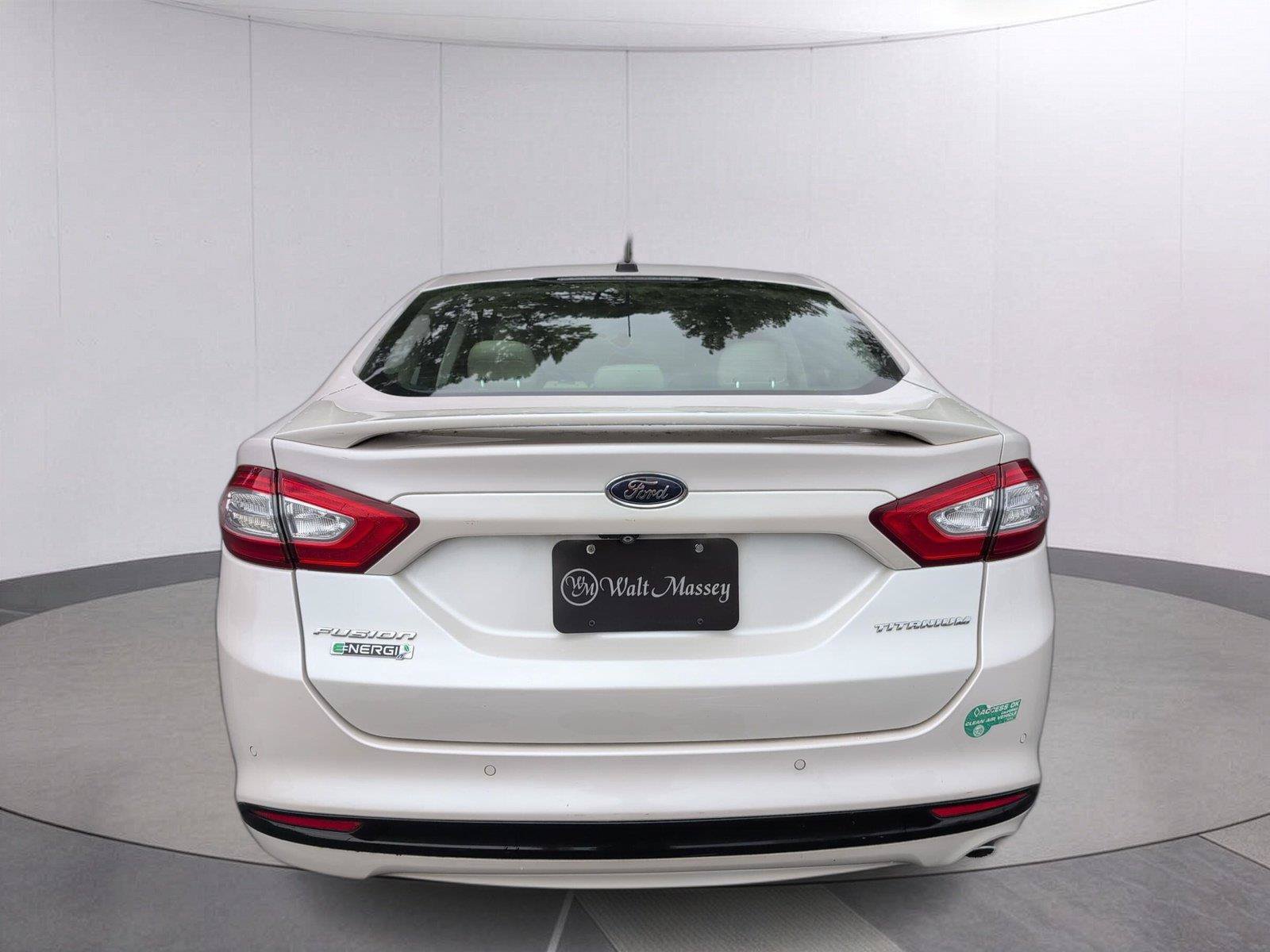 Used 2016 Ford Fusion Energi Titanium w/ Driver Assist Package FWD image 6