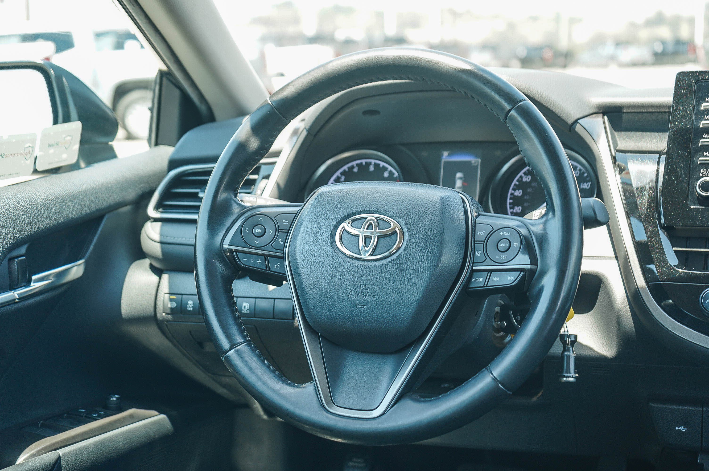 Used 2021 Toyota Camry SE w/ Carpet Mat Package (TMS) FWD image 16