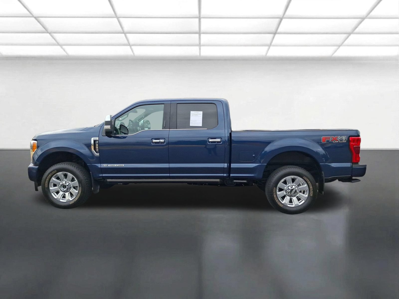 Used 2019 Ford F350 Platinum w/ Platinum Ultimate Package AWD/4WD image 6