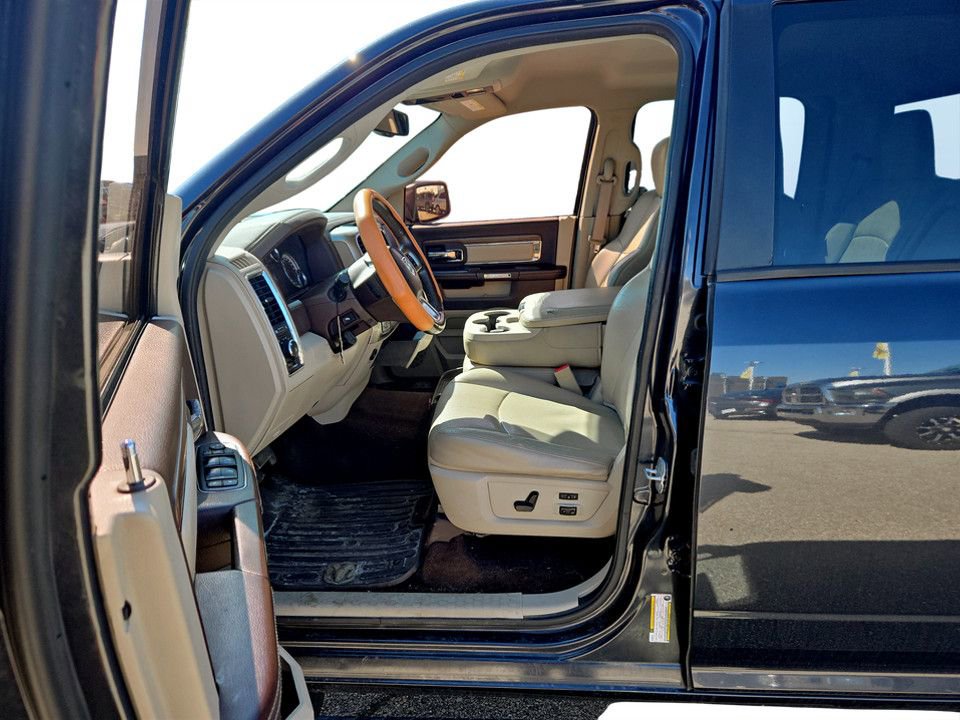 Used 2013 RAM 1500 Laramie w/ Convenience Group image 26