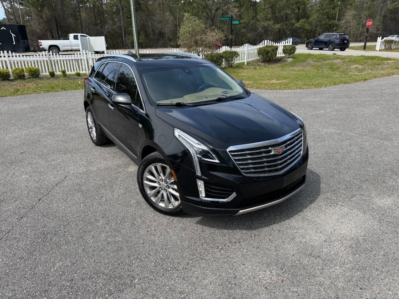 Used 2017 Cadillac XT5 Platinum image 38