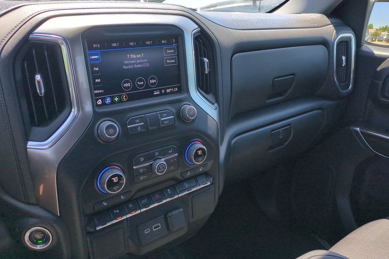 Used 2022 Chevrolet Silverado 1500 RST AWD/4WD image 23
