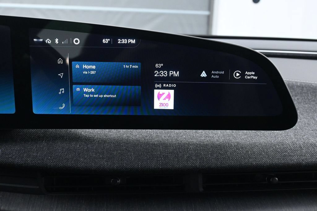 Used 2024 Lucid Air Touring AWD/4WD image 32