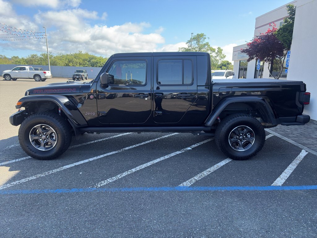 Used 2022 Jeep Gladiator Rubicon w/ LED Lighting Group AWD/4WD image 6
