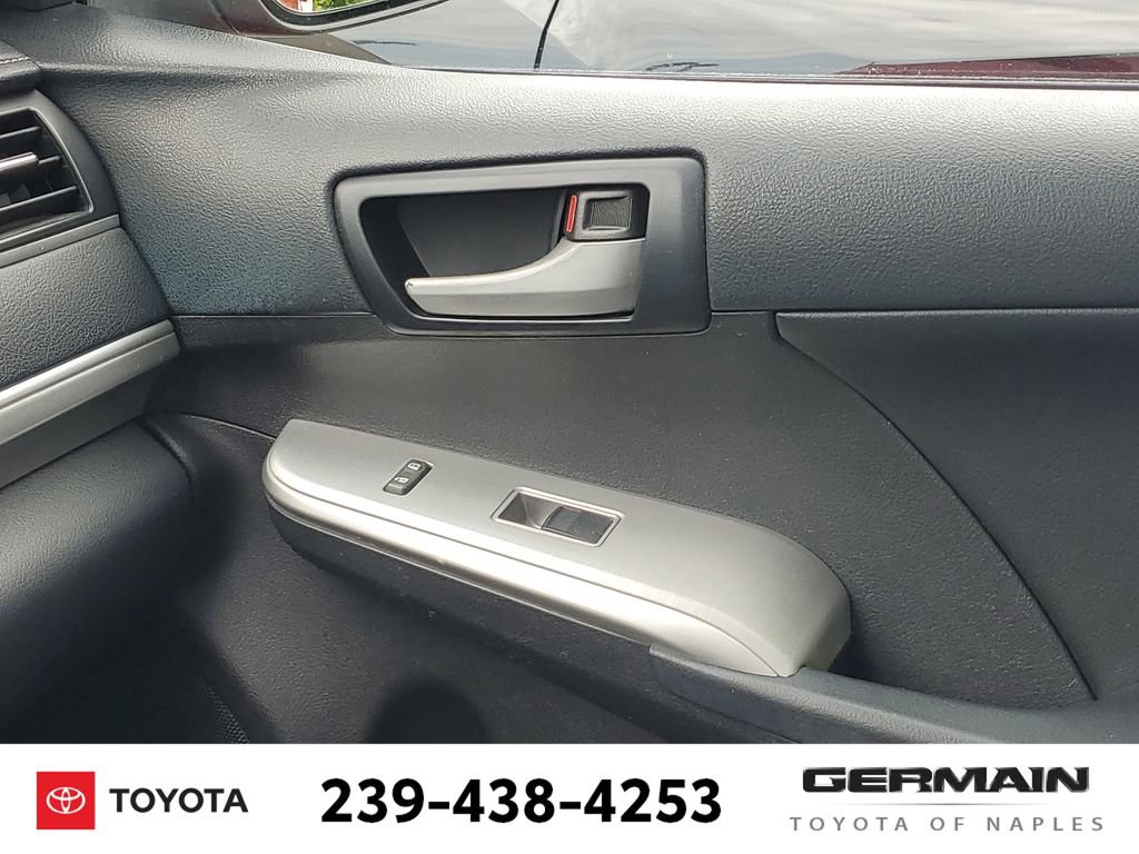 Used 2013 Toyota Camry SE FWD image 28