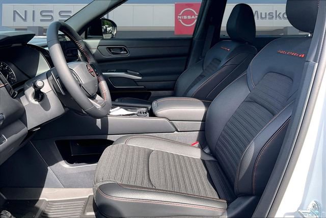 New 2026 Nissan Pathfinder Rock Creek w/ Rock Creek Premium Package AWD/4WD image 7
