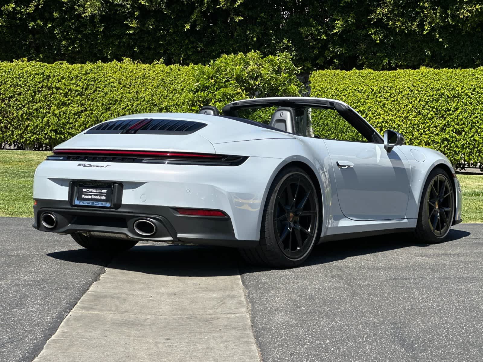New 2026 Porsche 911 Carrera T RWD image 7