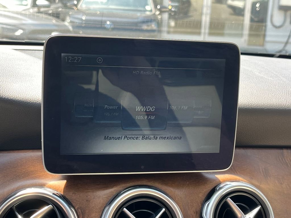 Used 2018 Mercedes-Benz GLA 250 4MATIC image 16