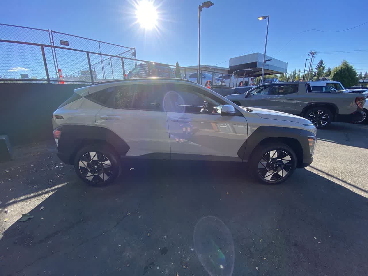 Used 2024 Hyundai Kona SEL AWD/4WD image 7