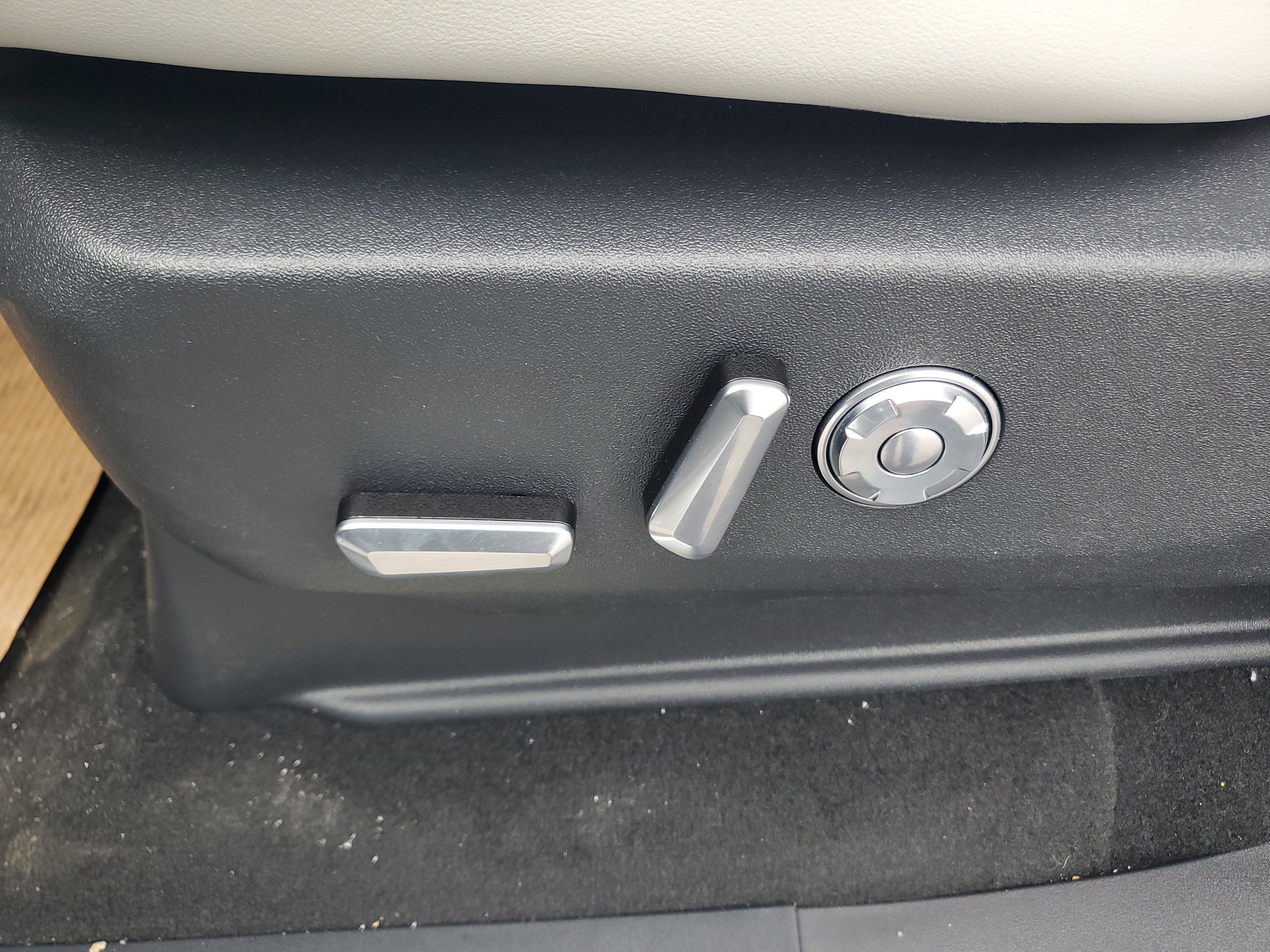 New 2026 Lincoln Navigator Reserve image 13