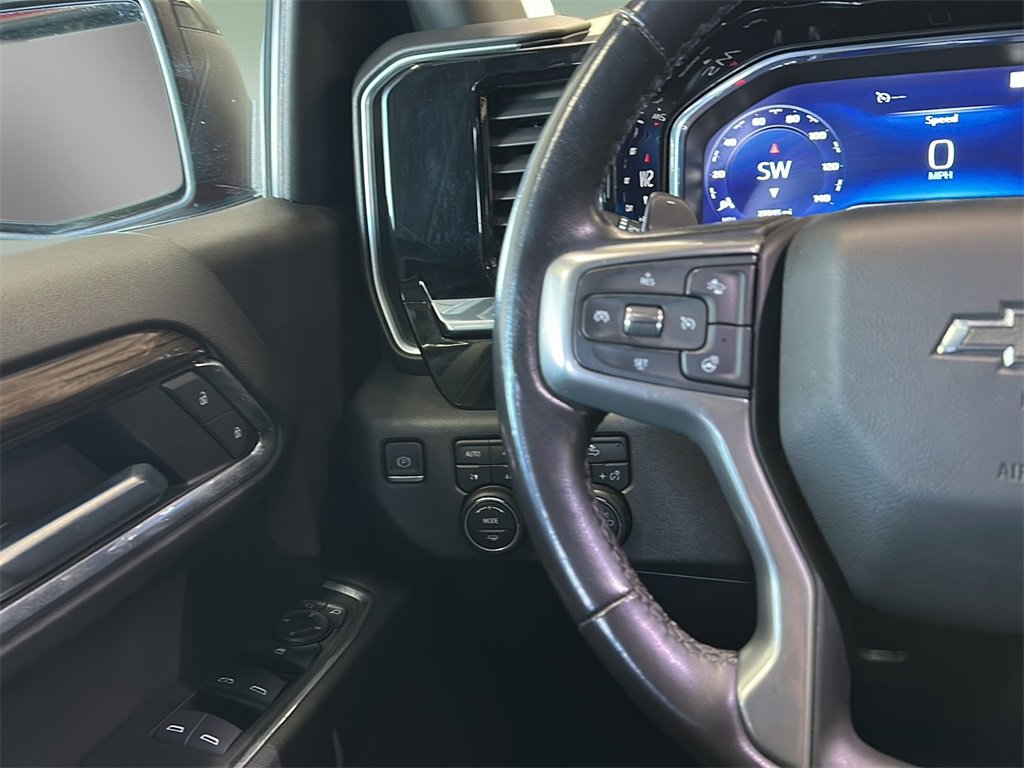 Used 2022 Chevrolet Silverado 1500 LT Trail Boss w/ Protection Package image 6