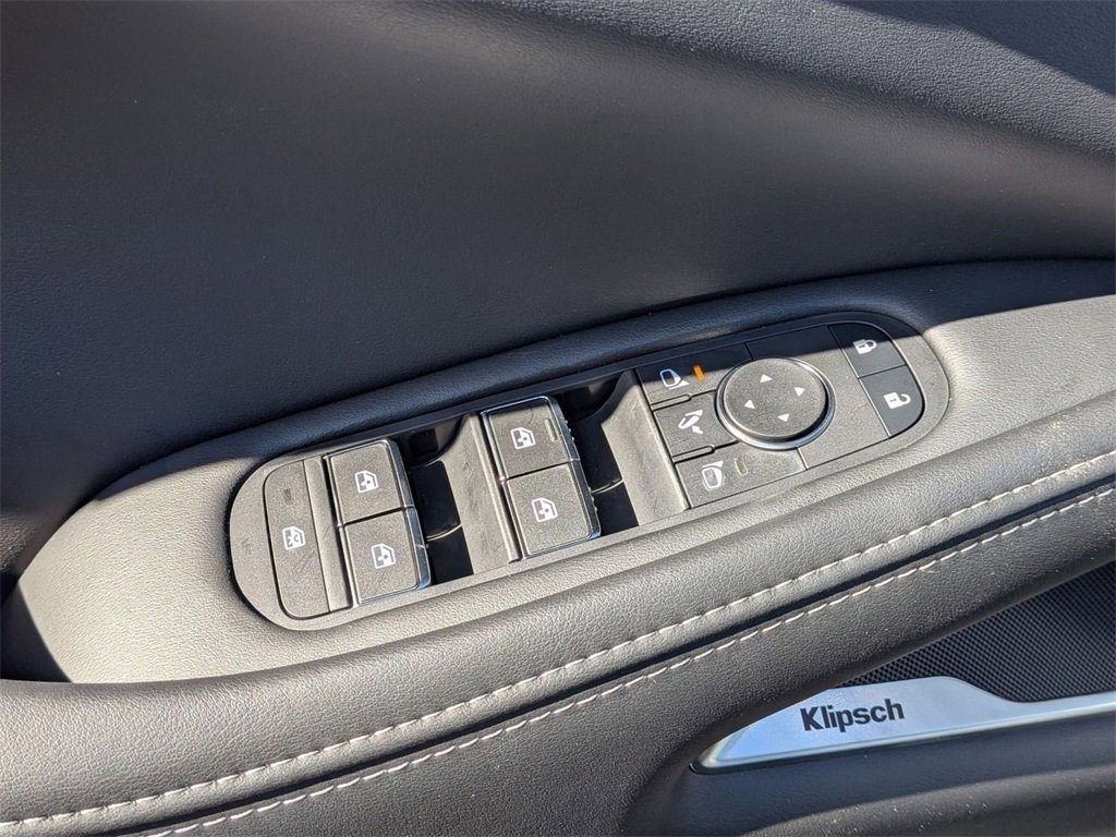 New 2026 INFINITI QX60 Luxe w/ Family Package image 15