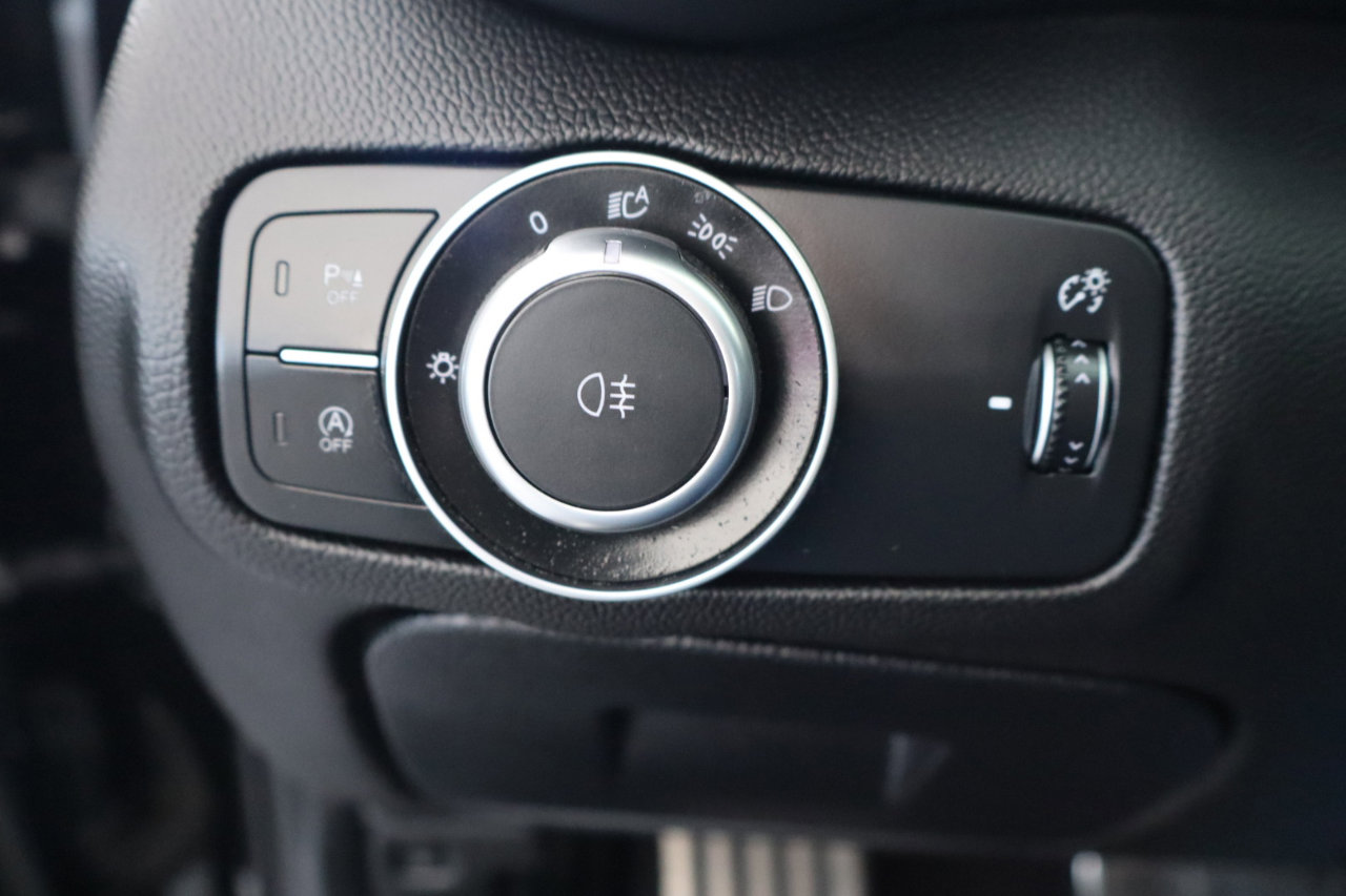 Used 2018 Alfa Romeo Giulia Ti Sport w/ Quick Order Package 22S Sport image 27