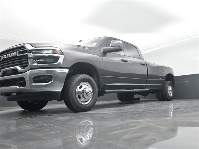 New 2026 RAM 3500 Tradesman image 43