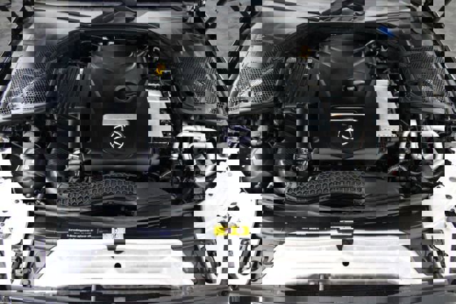 Used 2018 Mercedes-Benz C 300 Sport image 28