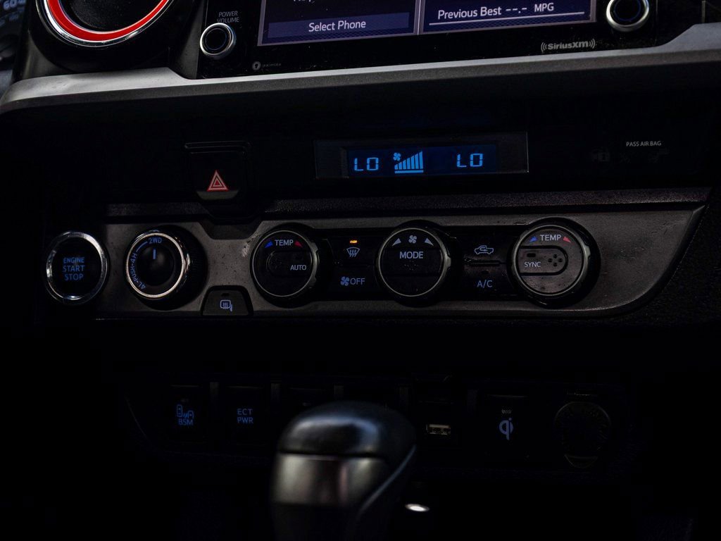 Used 2023 Toyota Tacoma TRD Off-Road w/ Technology Package image 21