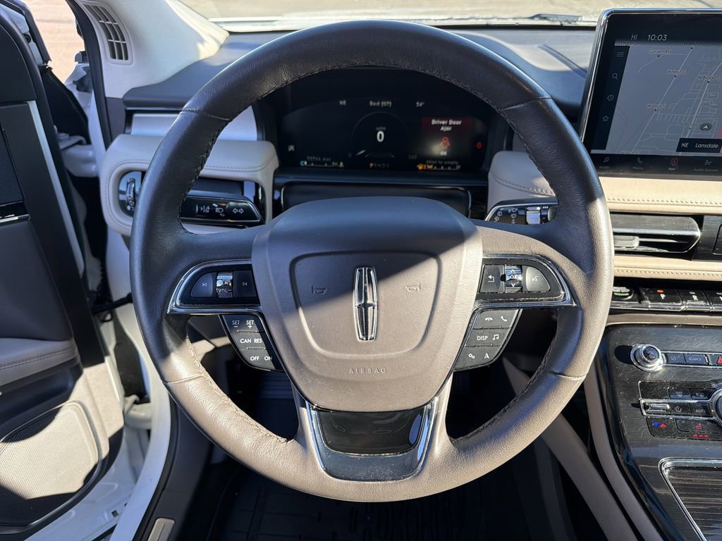 Certified 2023 Lincoln Nautilus AWD w/ Premium Package image 21