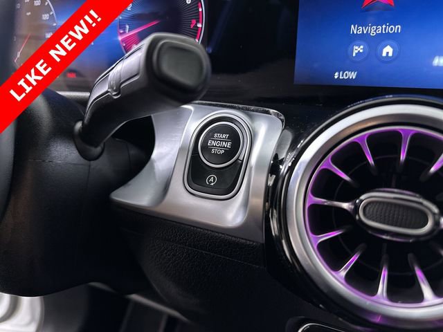 Used 2024 Mercedes-Benz GLB 250 4MATIC image 17