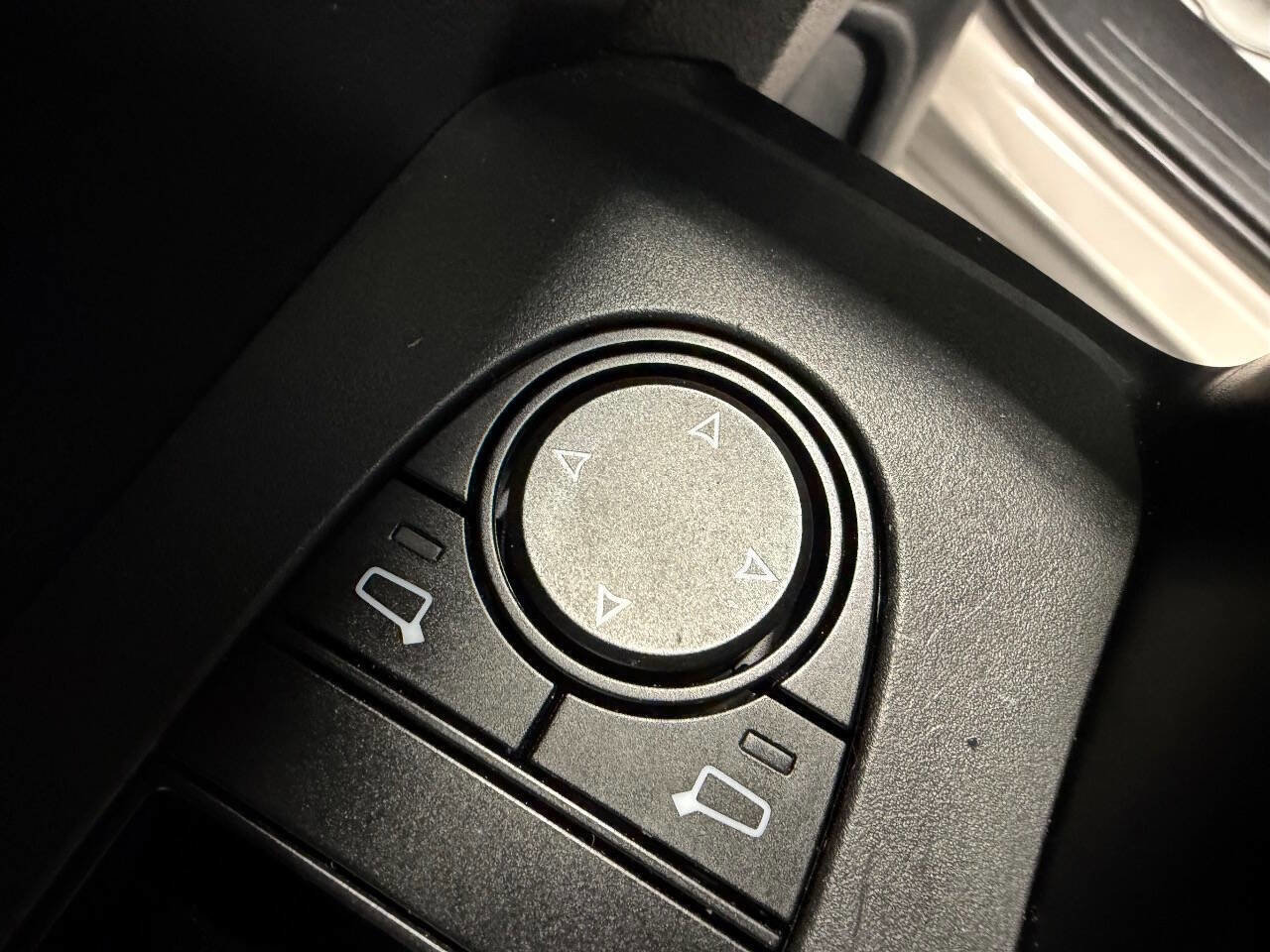 Used 2025 MAZDA CX-90 3.3 Turbo w/ Preferred Package image 27