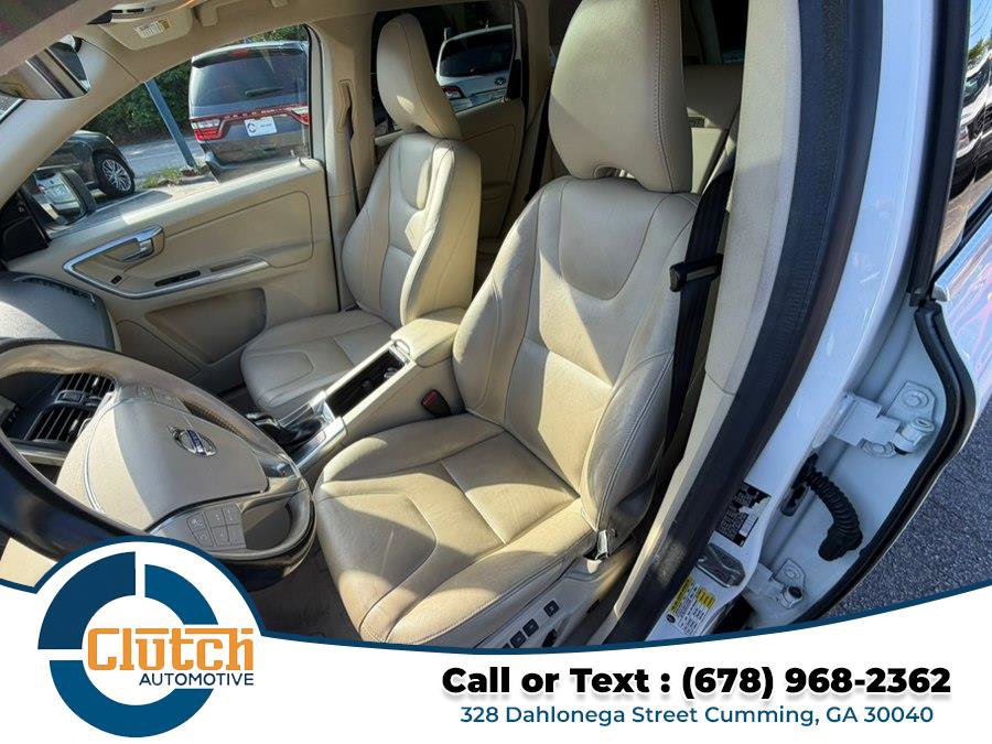 Used 2016 Volvo XC60 T5 Platinum w/ Climate Package FWD image 11