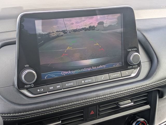 Used 2024 Nissan Rogue SV AWD/4WD image 21