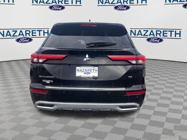 Used 2023 Mitsubishi Outlander SE AWD/4WD image 9
