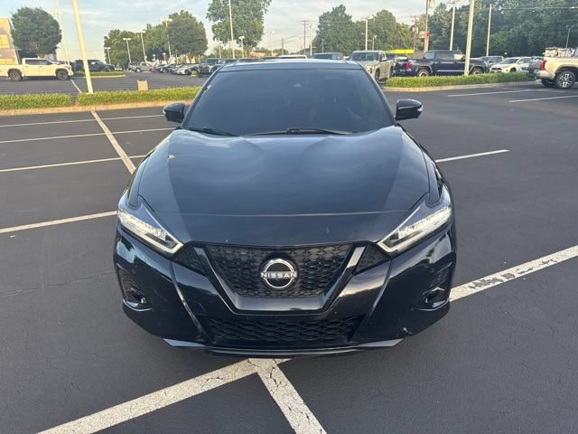 Used 2023 Nissan Maxima SR w/ Sport Mat Group FWD image 10